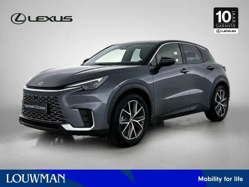 LEXUS Lbx