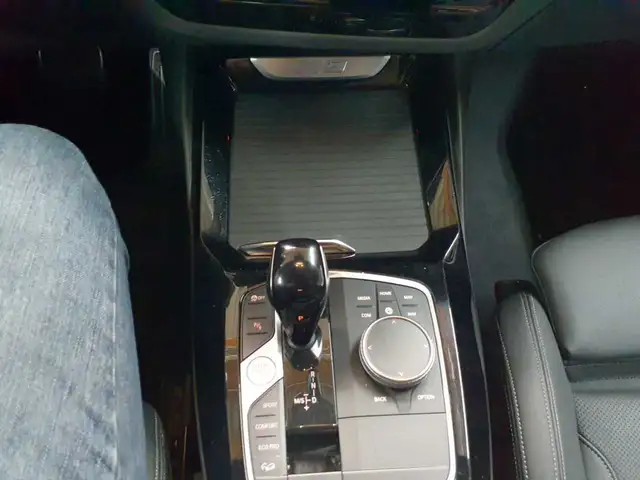 BMW X3 view 10