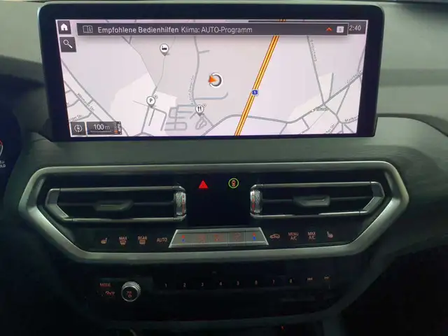 BMW X3 view 12