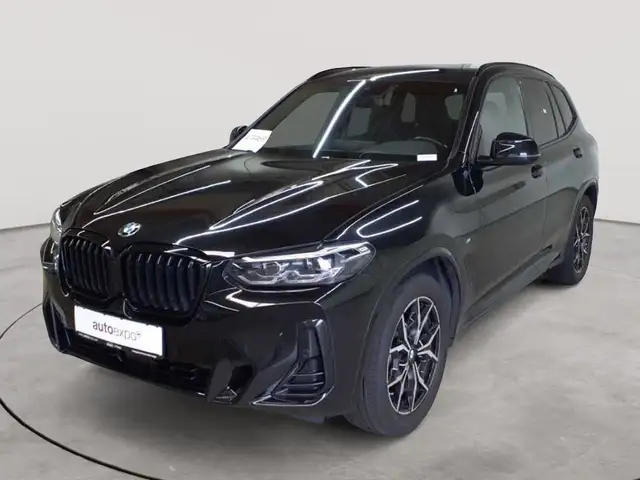 BMW X3 view 2