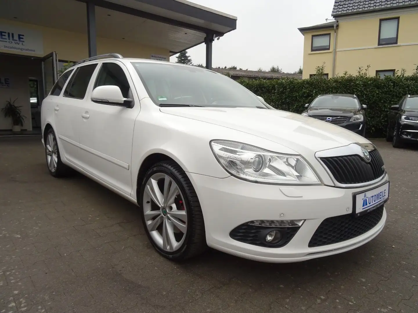 Skoda Octavia Combi RS BI-XENON LEDER PDC SHZ Wit - 2