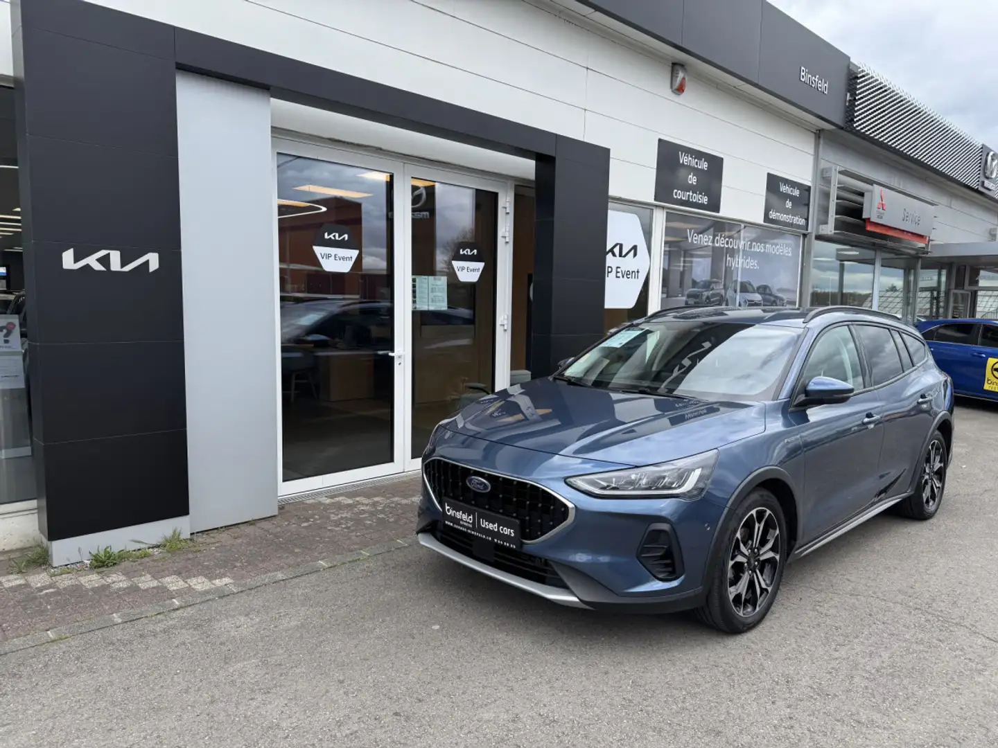 Ford Focus 1.0 EcoBoost MHEV Titanium X Bleu - 1