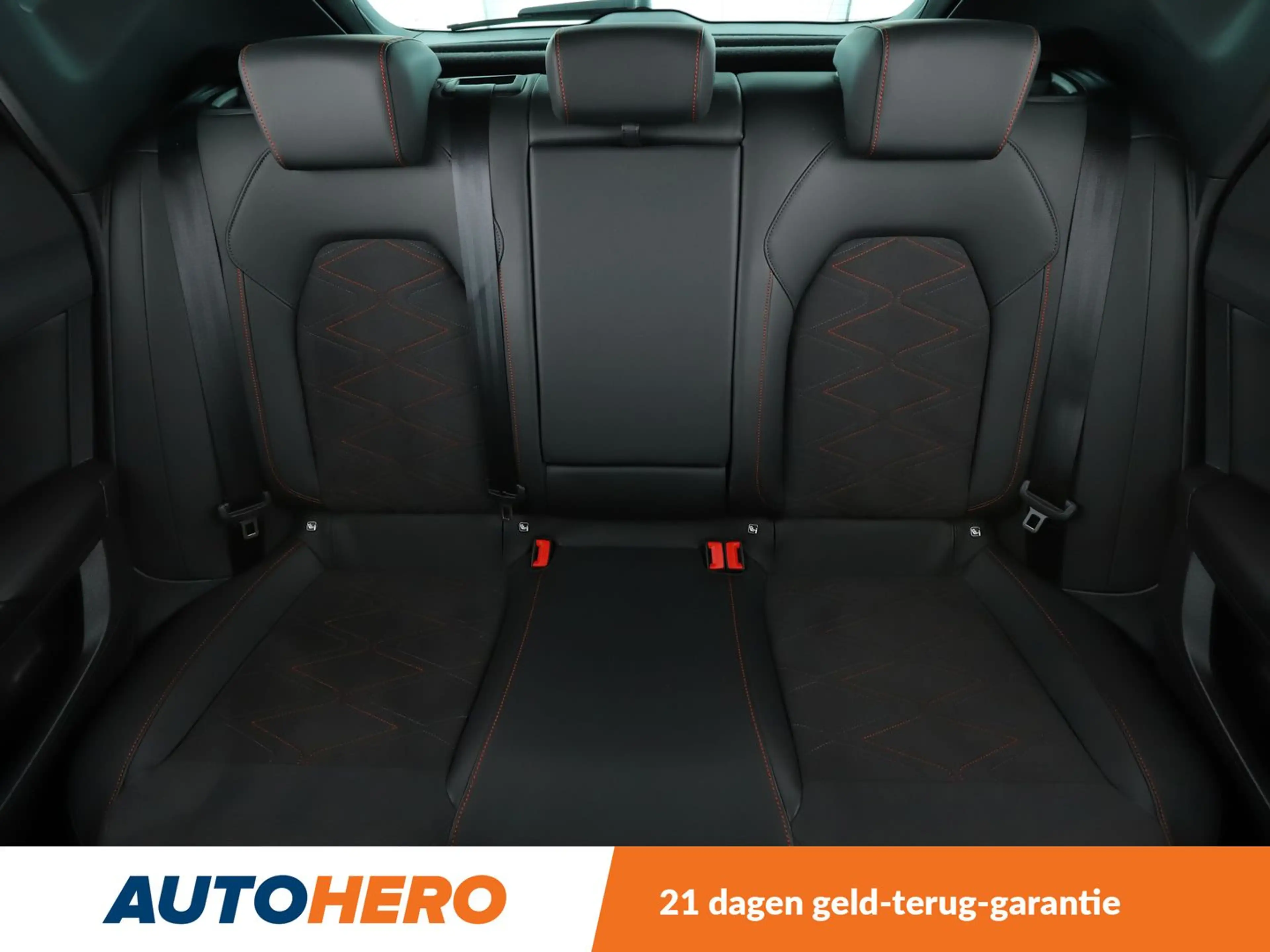 SEAT Leon e-Hybrid 1.4 TSI e-HYBRID FR — photo 14