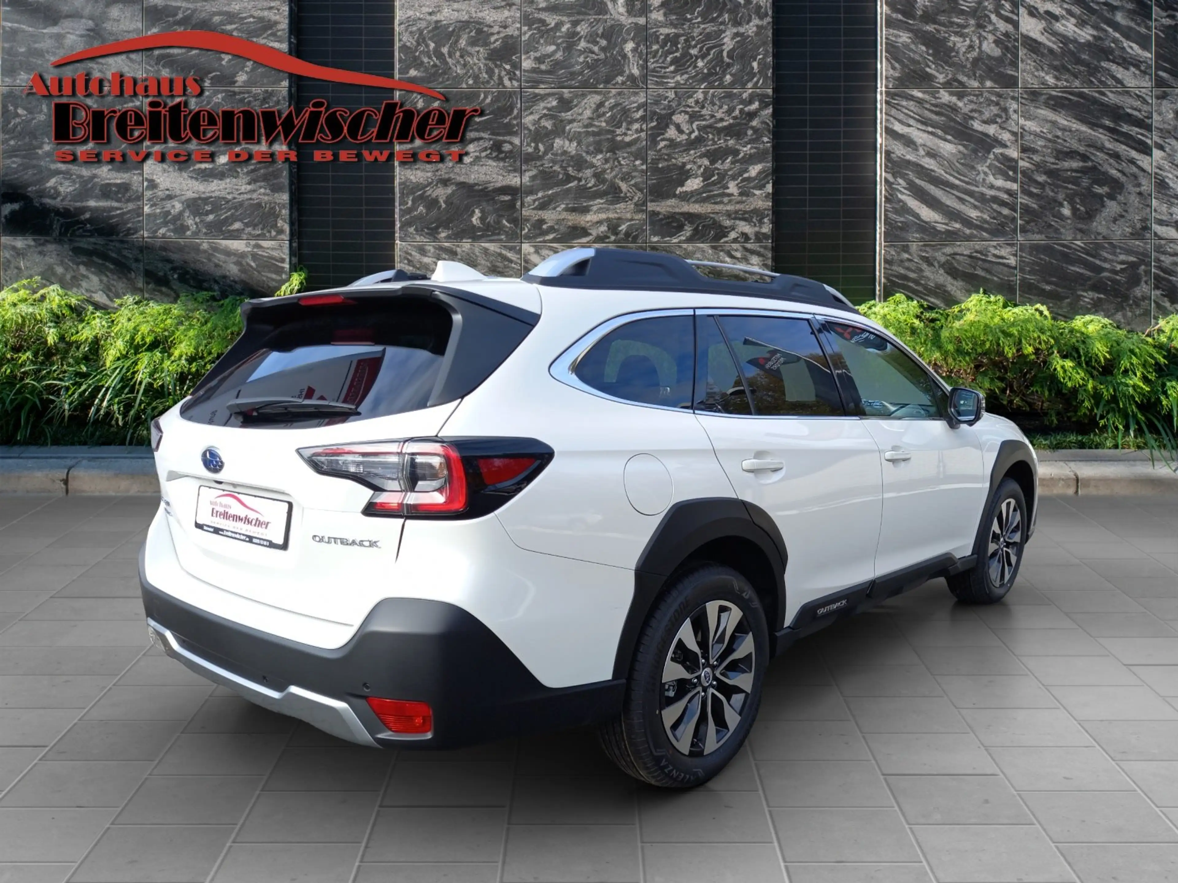 Subaru OUTBACK 2.5i Platinum Lineartronic — photo 6