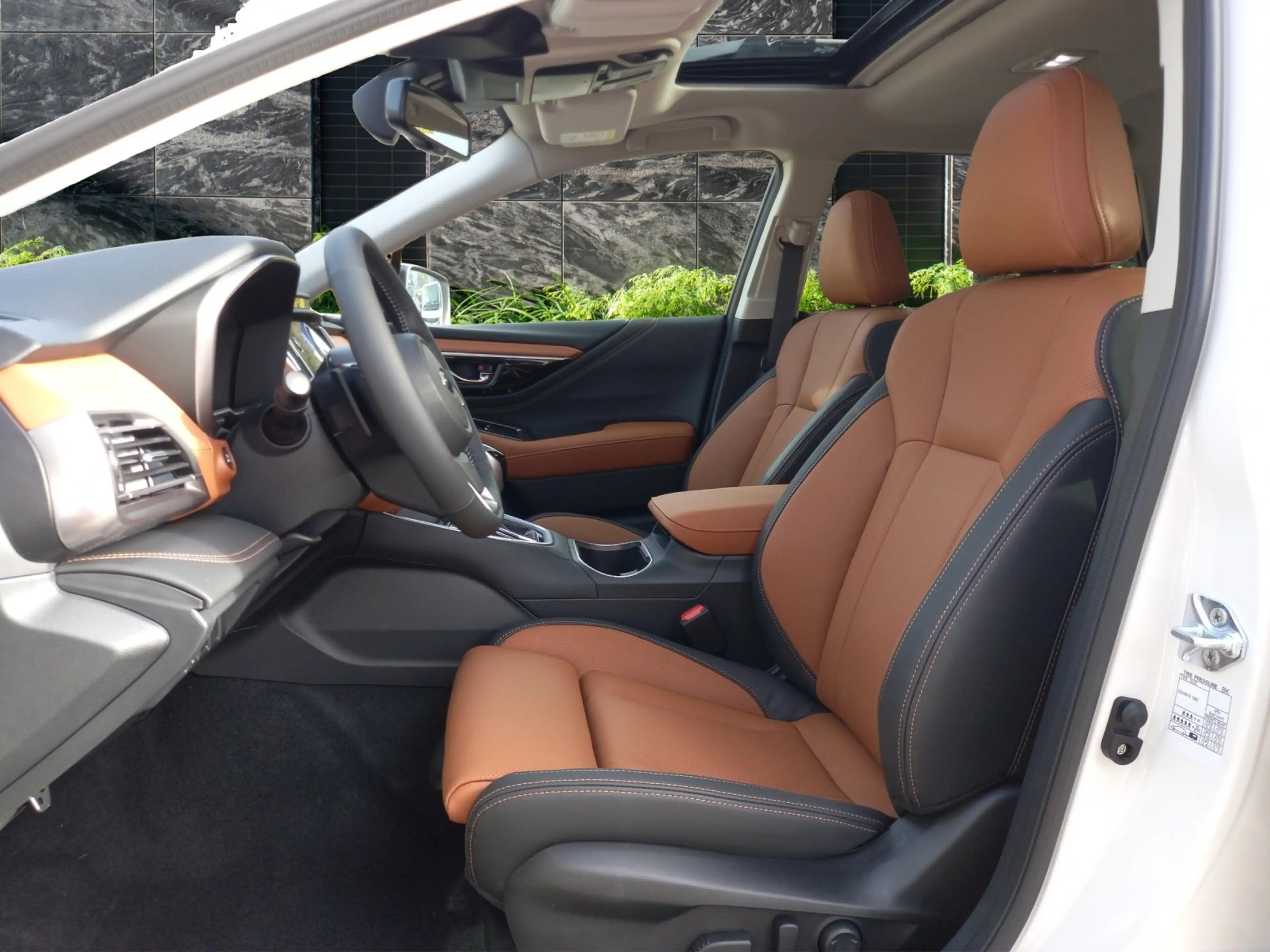 Subaru OUTBACK 2.5i Platinum Lineartronic — photo 10