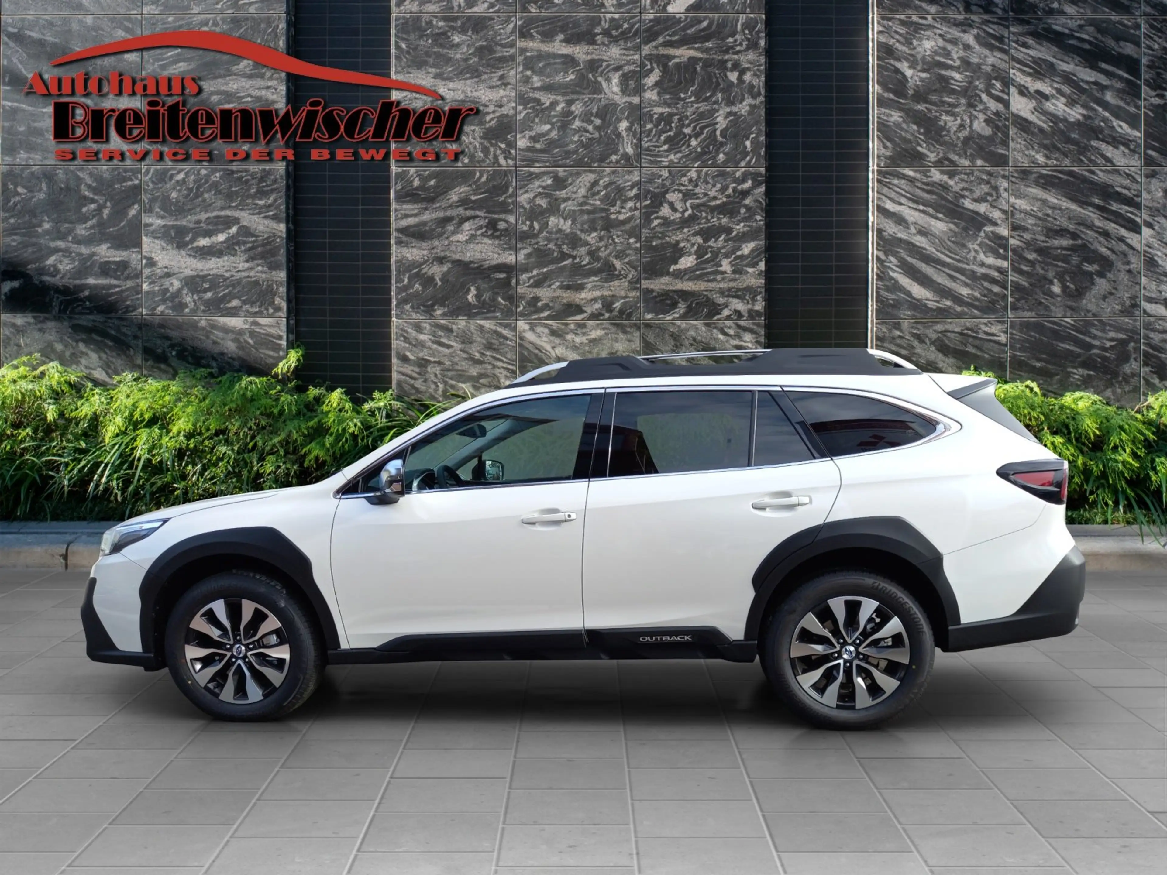 Subaru OUTBACK 2.5i Platinum Lineartronic — photo 4