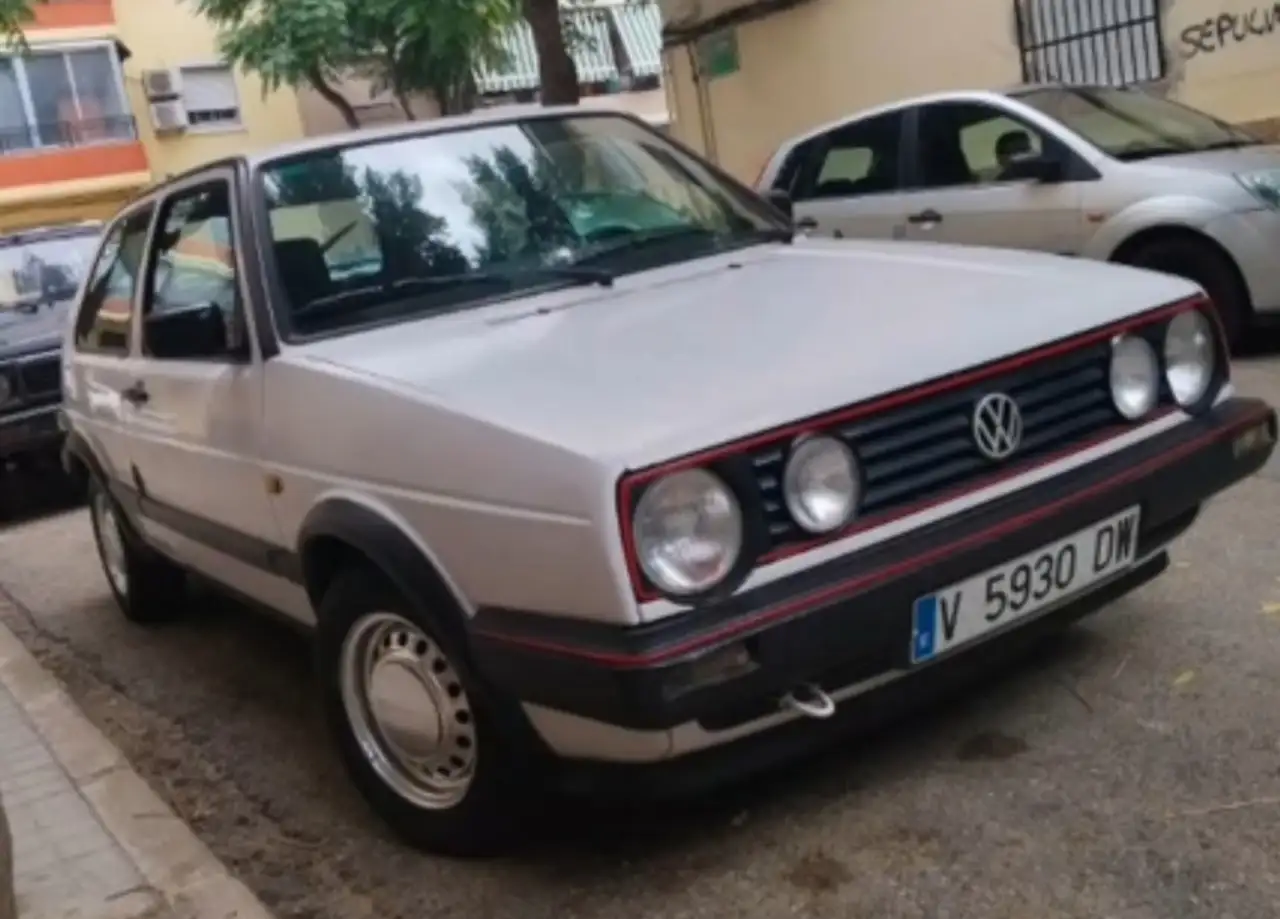 Volkswagen Golf 1.6, foto 1