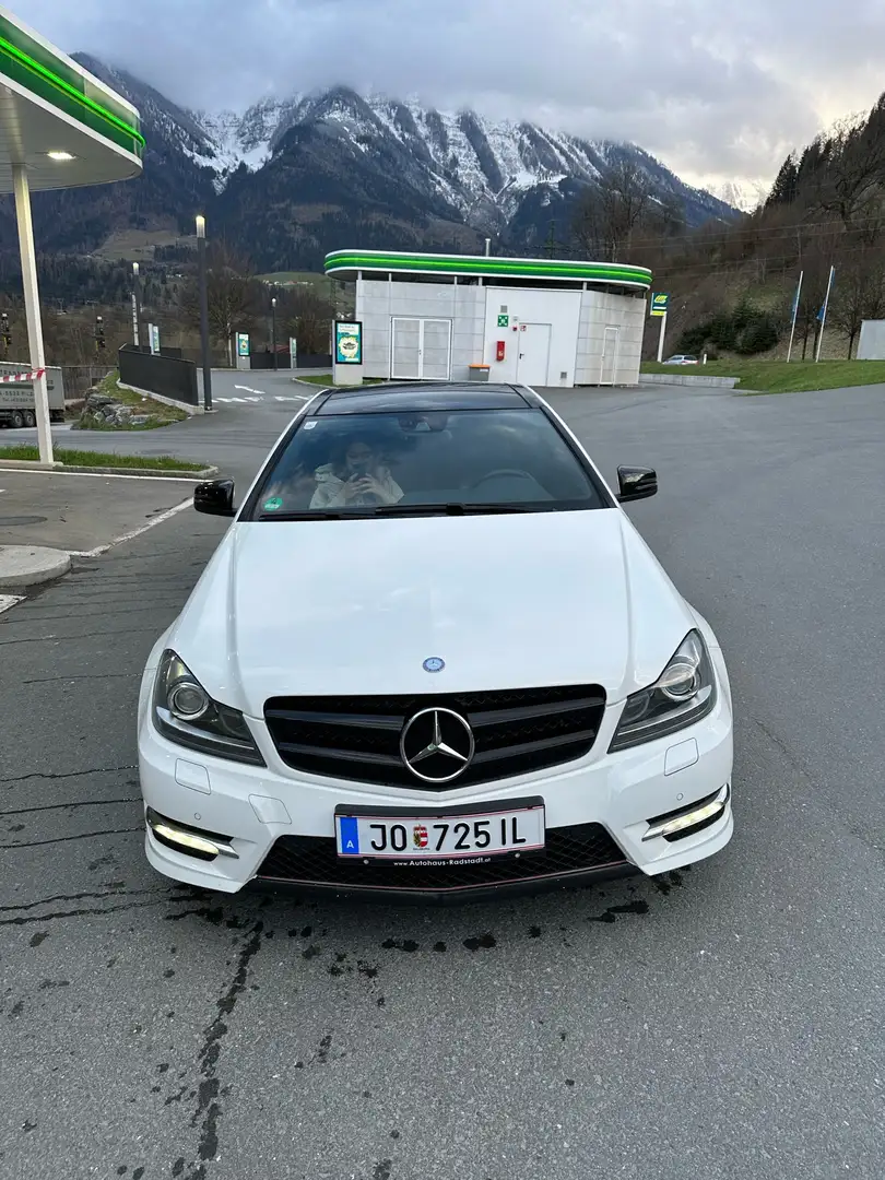 Mercedes-Benz C 250 CDI DPF Coupe (BlueEFFICIENCY) 7G-TRONIC White - 2