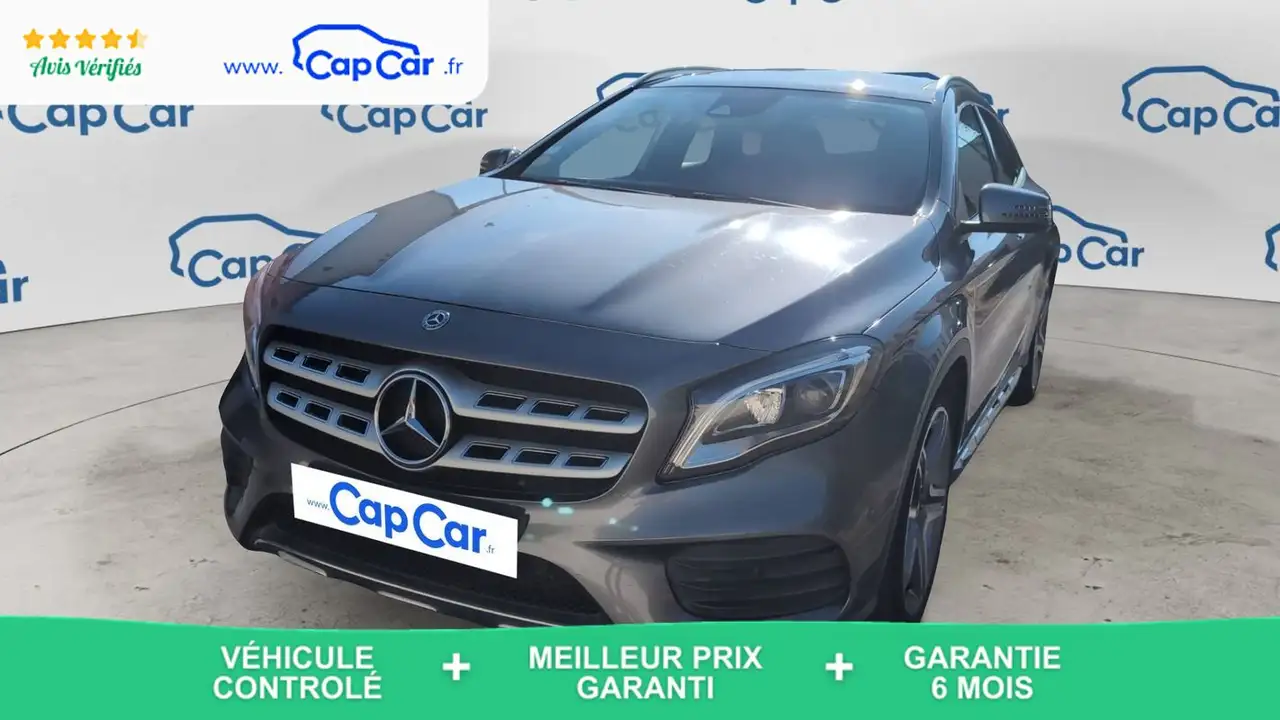 Mercedes-Benz GLA 200