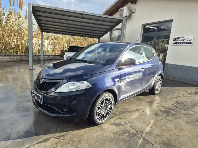 Lancia Ypsilon III 2015 1.2 Gold s