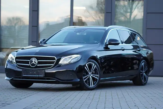 Mercedes-Benz E 350 E T-Modell  JUNGE STERNE GARANTIE BIS 2027