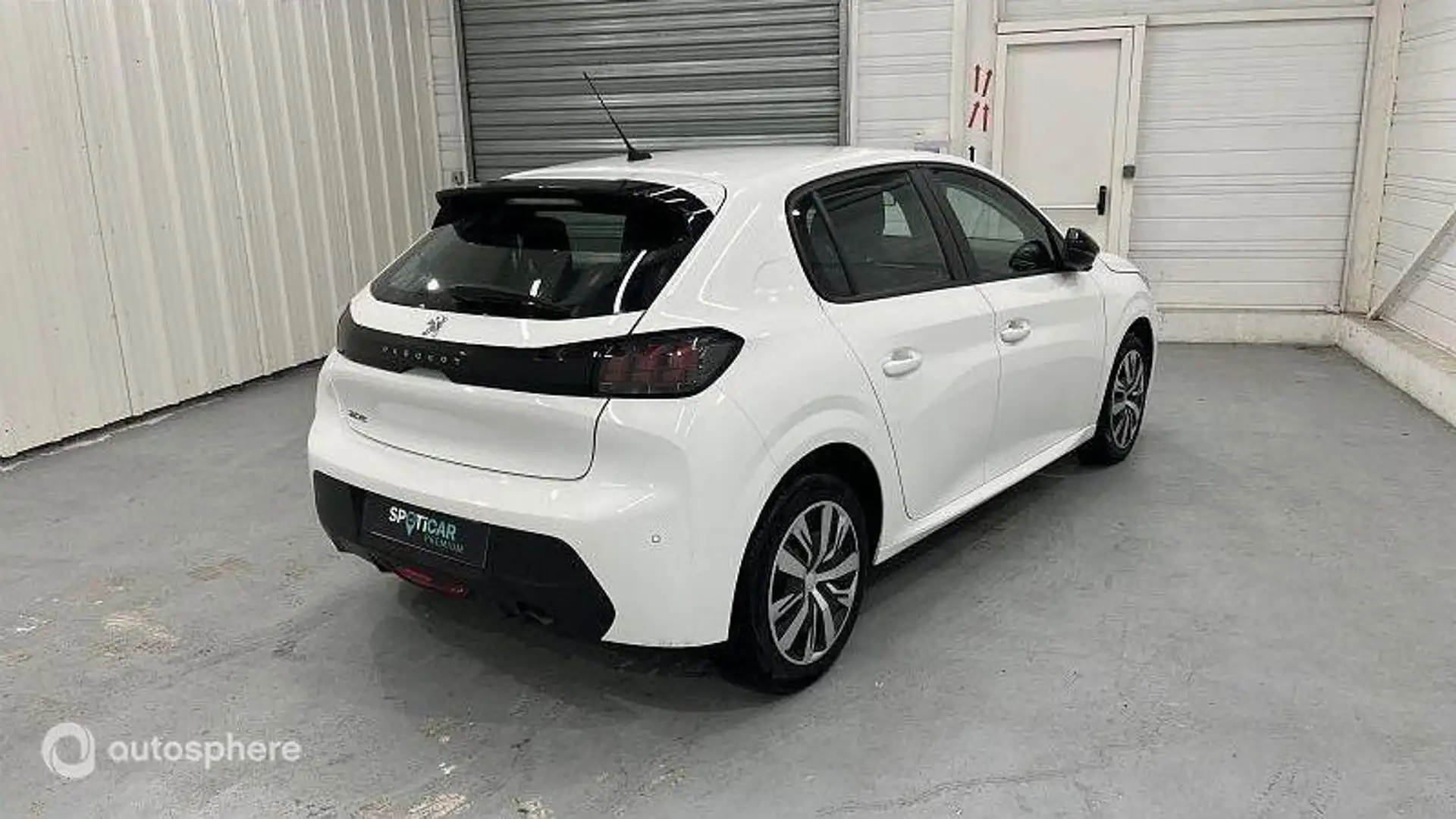 Peugeot 208 1.2 PureTech 100ch S\u0026S Active Pack - 2