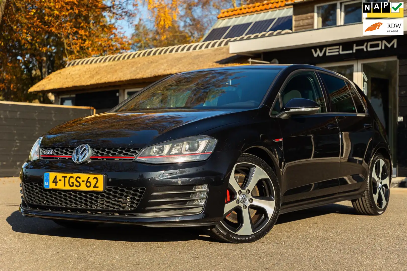 Volkswagen Golf GTI 2.0 TSI Performance I Dynaudio I 300 pk+ I open ui Schwarz - 1