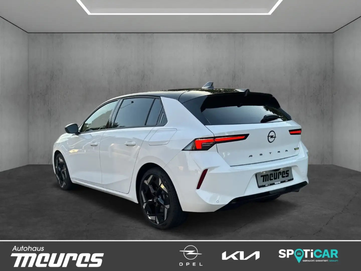 Opel Astra GSe Plug-in-Hybrid *SOFORT VERFÜGBAR* Weiß - 2