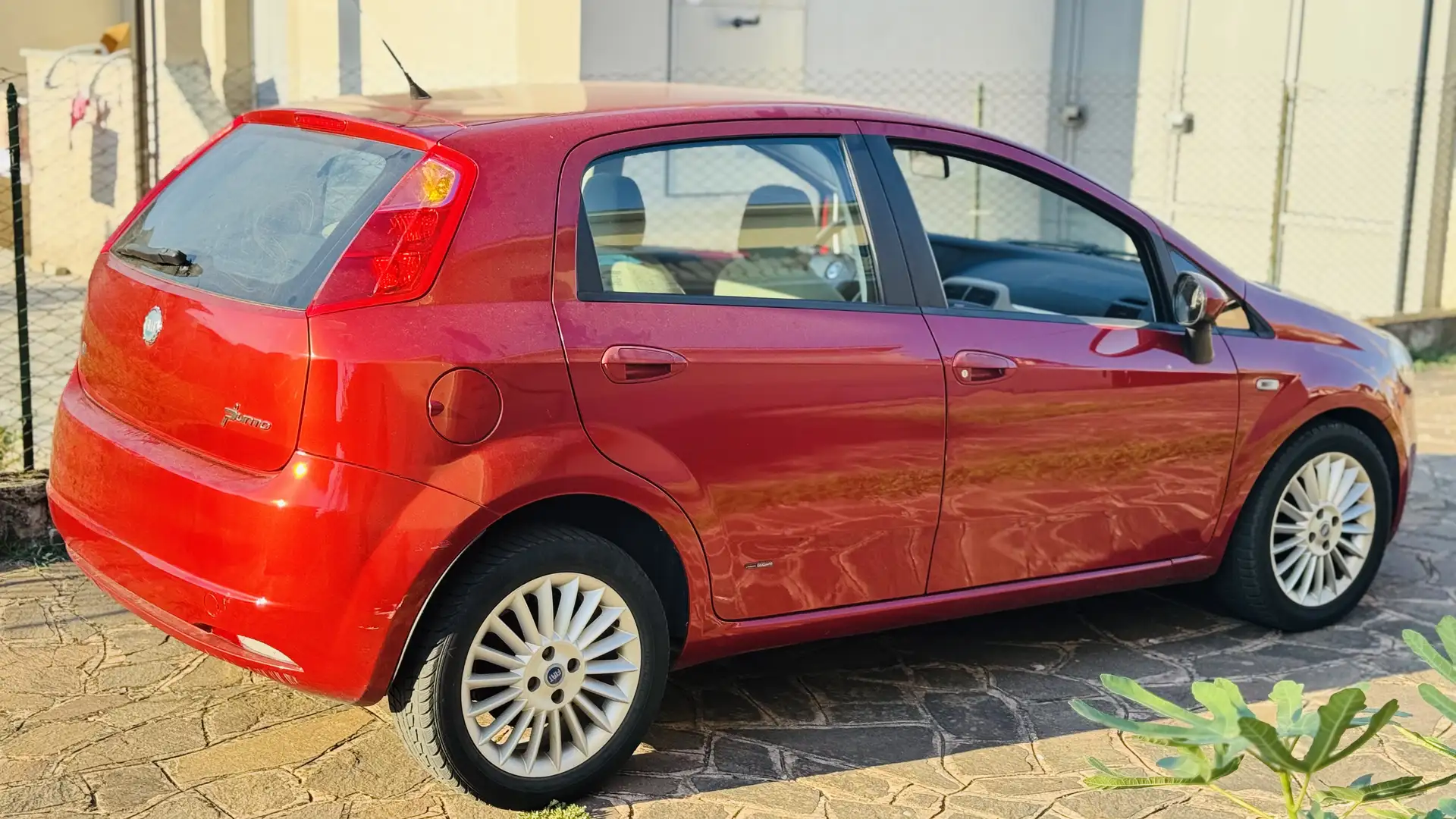 Fiat Grande Punto 5p 1.4 sjt 16v Dynamic 95cv - 1