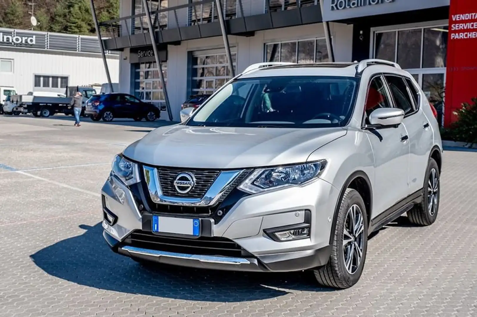 Nissan X-Trail 1.7 dci N-Connecta 2wd 7p.ti my20 2125400 Zilver - 2