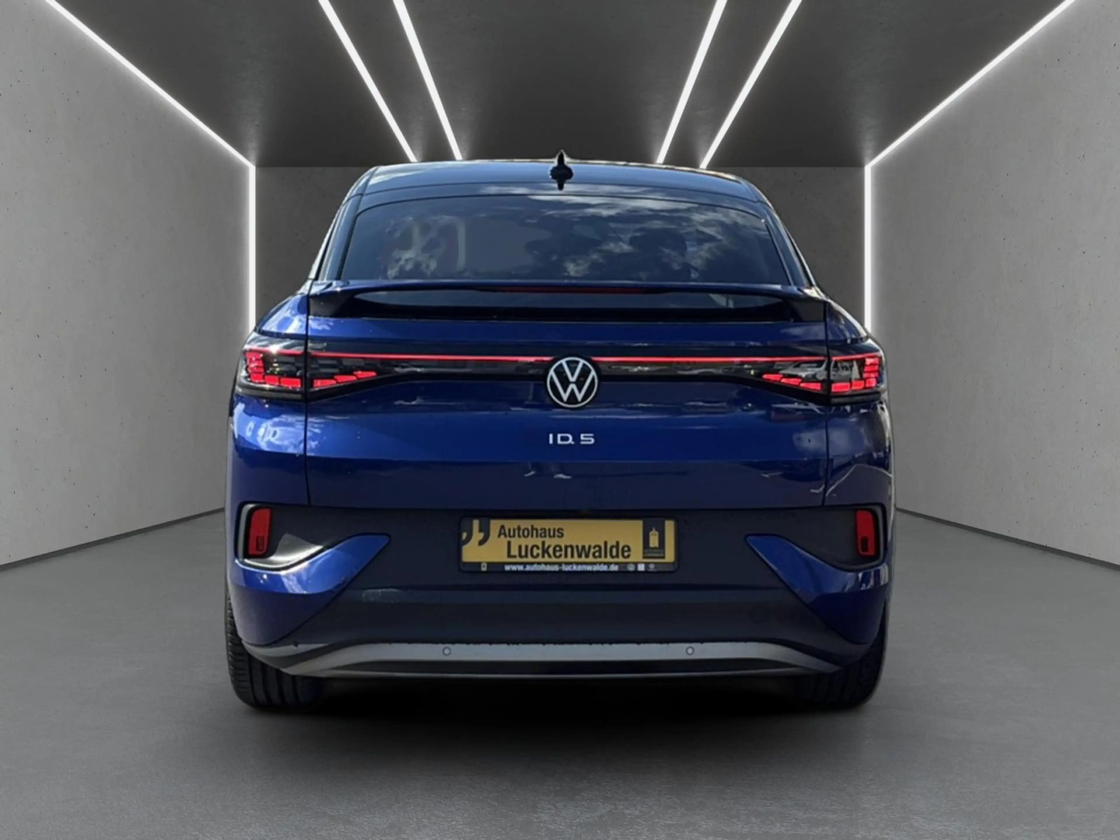 Volkswagen ID.5 Pro *IQ-MATRIX*ACC*360°*WärmeP*NAV*SHZ* — photo 7