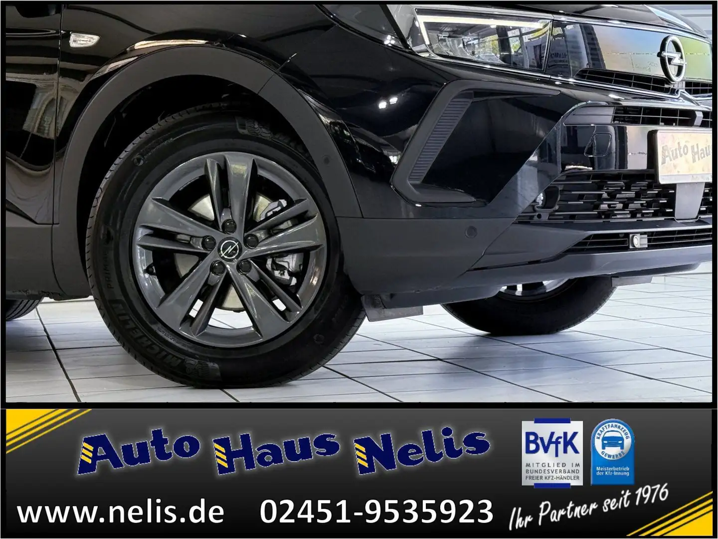 Opel Grandland X 1,2 Turbo Business Edition LED DAB R Чорний - 2