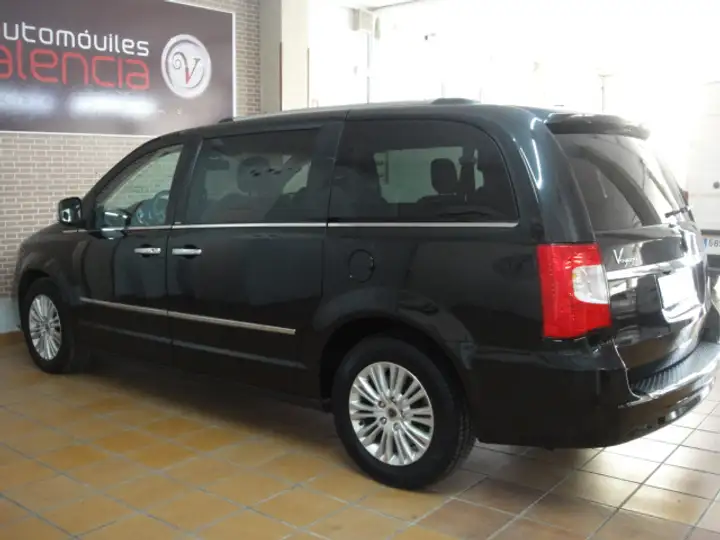 Lancia Voyager 2014, foto 40