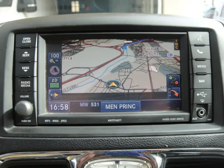 Lancia Voyager 2014, foto 19