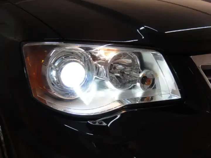 Lancia Voyager 2014, foto 36