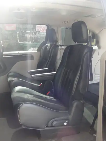 Lancia Voyager 2014, foto 6