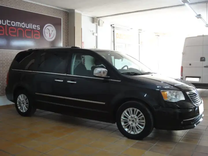 Lancia Voyager 2014, foto 41