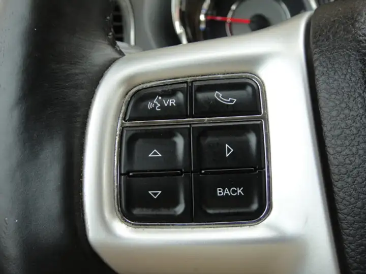 Lancia Voyager 2014, foto 22