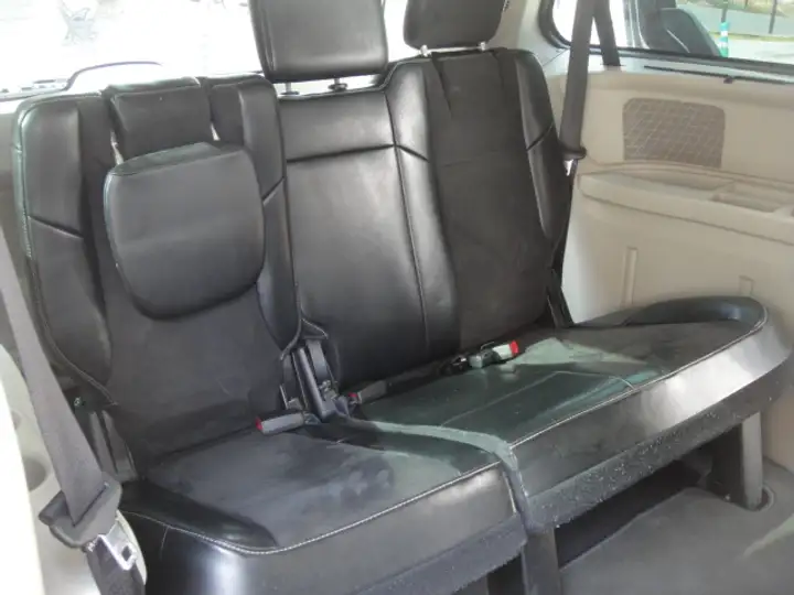 Lancia Voyager 2014, foto 7