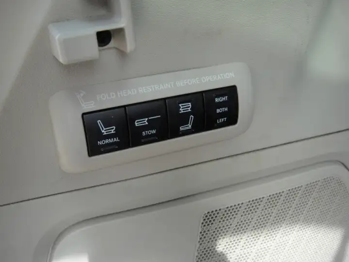 Lancia Voyager 2014, foto 31