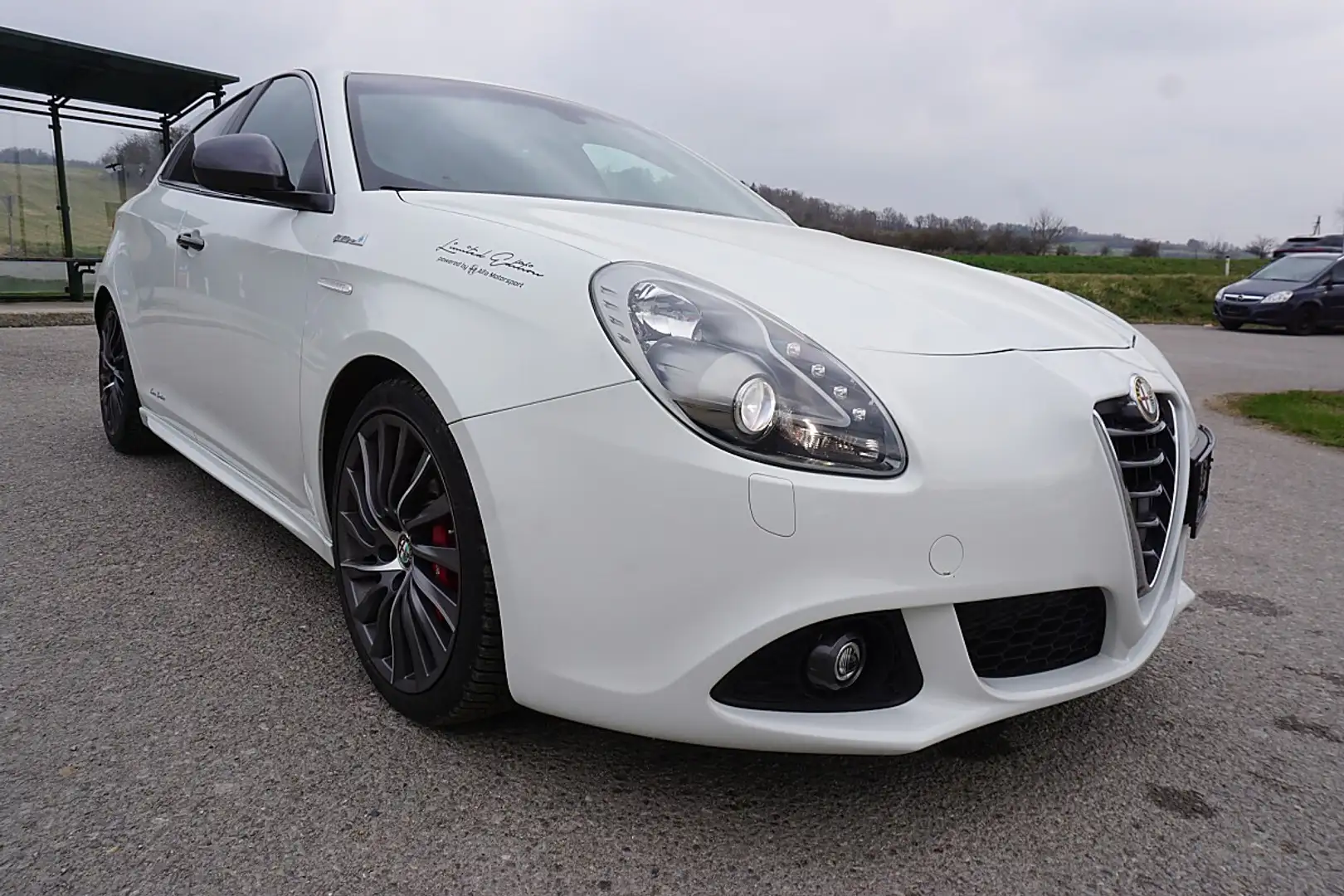 Alfa Romeo Giulietta Distinctive 1,4 TB Weiß - 1