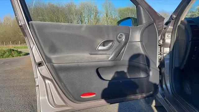 Renault Laguna view 7