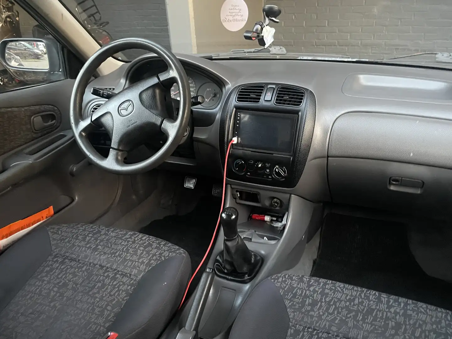 Mazda 323 1.5i LX Grau - 1
