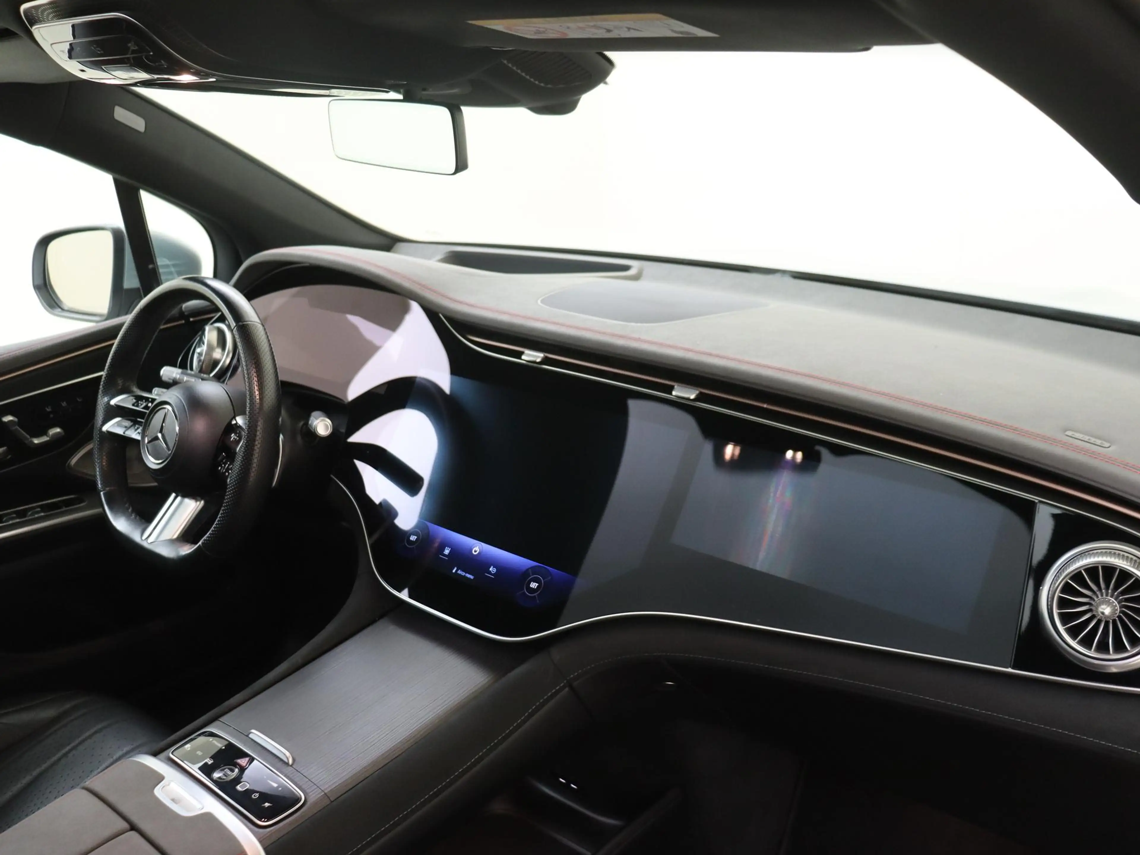 Mercedes-Benz EQS SUV 450 4MATIC AMG Line 7p 118 kWh Panoramadak / Lucht — photo 5