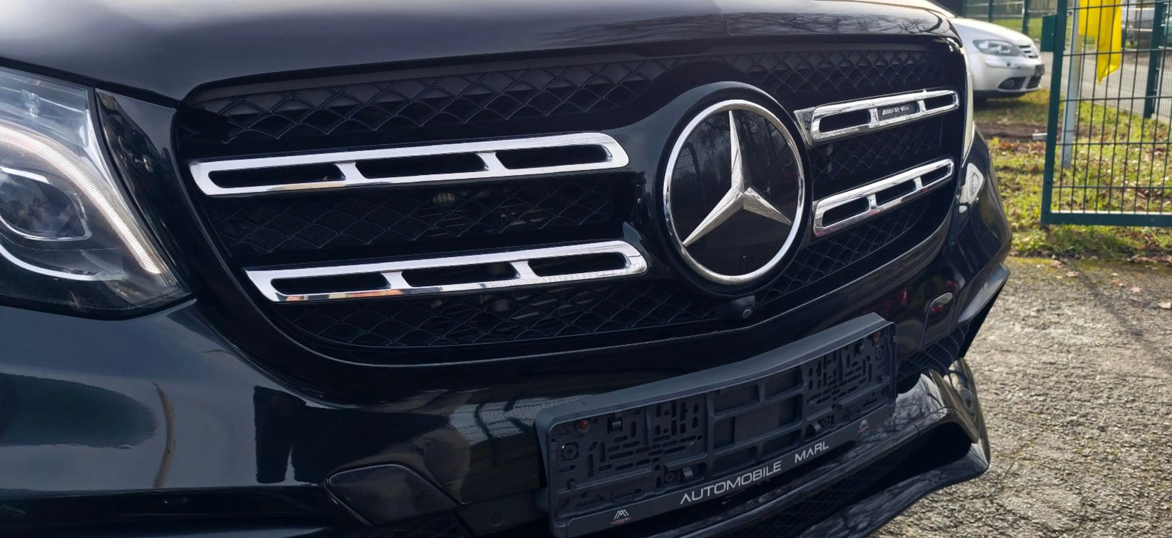 Mercedes-Benz GLS 63 AMG AMG #Pan#360#DISTR#H&K#CARBON#Distr#4SHZ — photo 4