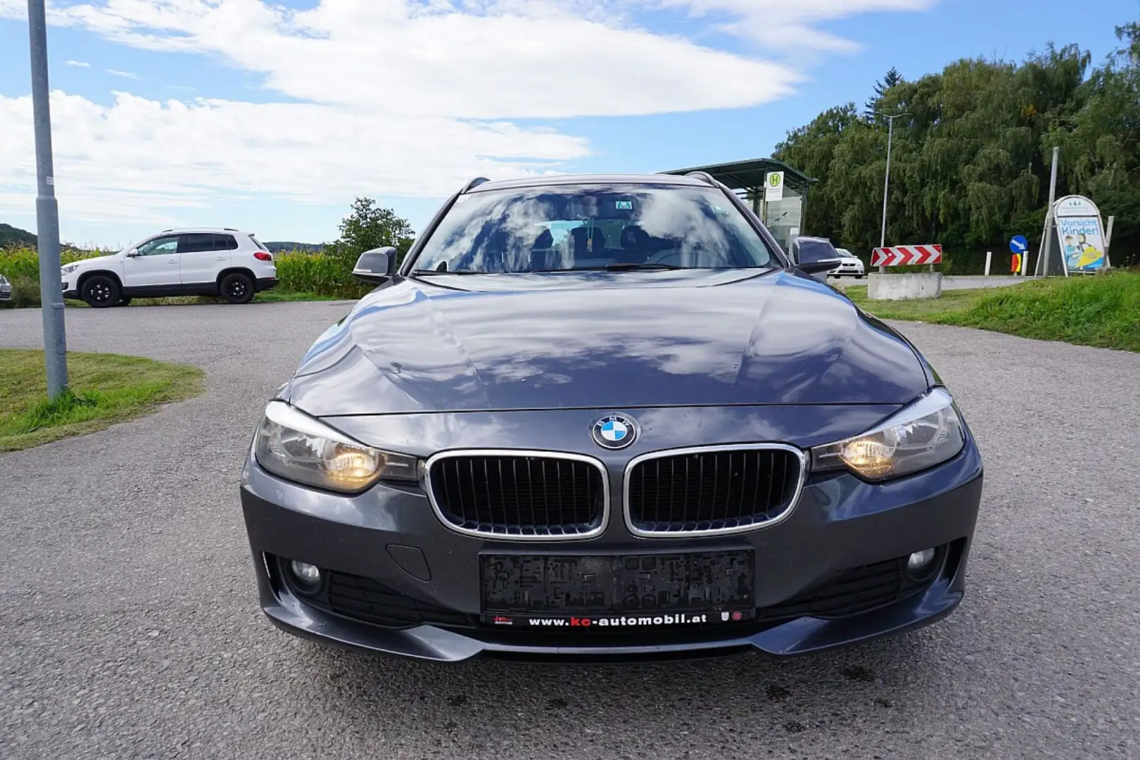 BMW 318 3er-Reihe Kombi Diesel (F31) Touring Grau - 1