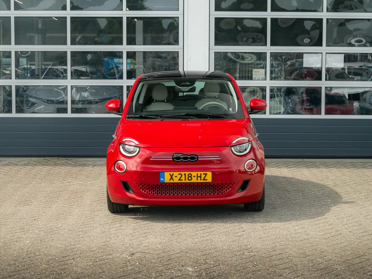 Fiat 500e 3+1 La Prima 42 kWh | SOH 97,2% | 17% Bijtelling | Rood - 2