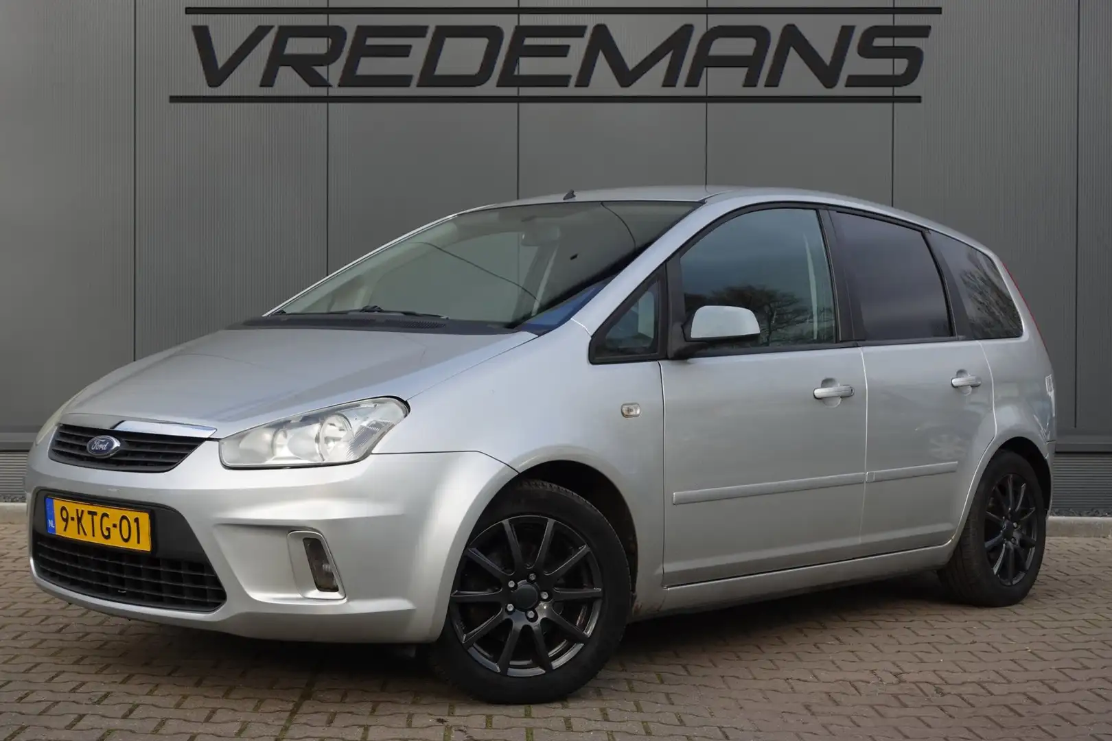 Ford Focus C-Max 1.8-16V Futura Flexifuel LEES TEKST Gris - 1