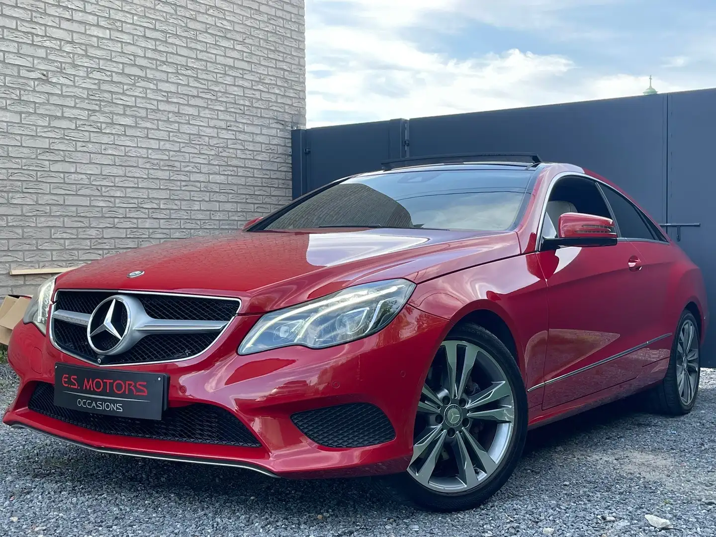 Mercedes-Benz E 220 Coupe E 220 CDI BE Rouge - 1