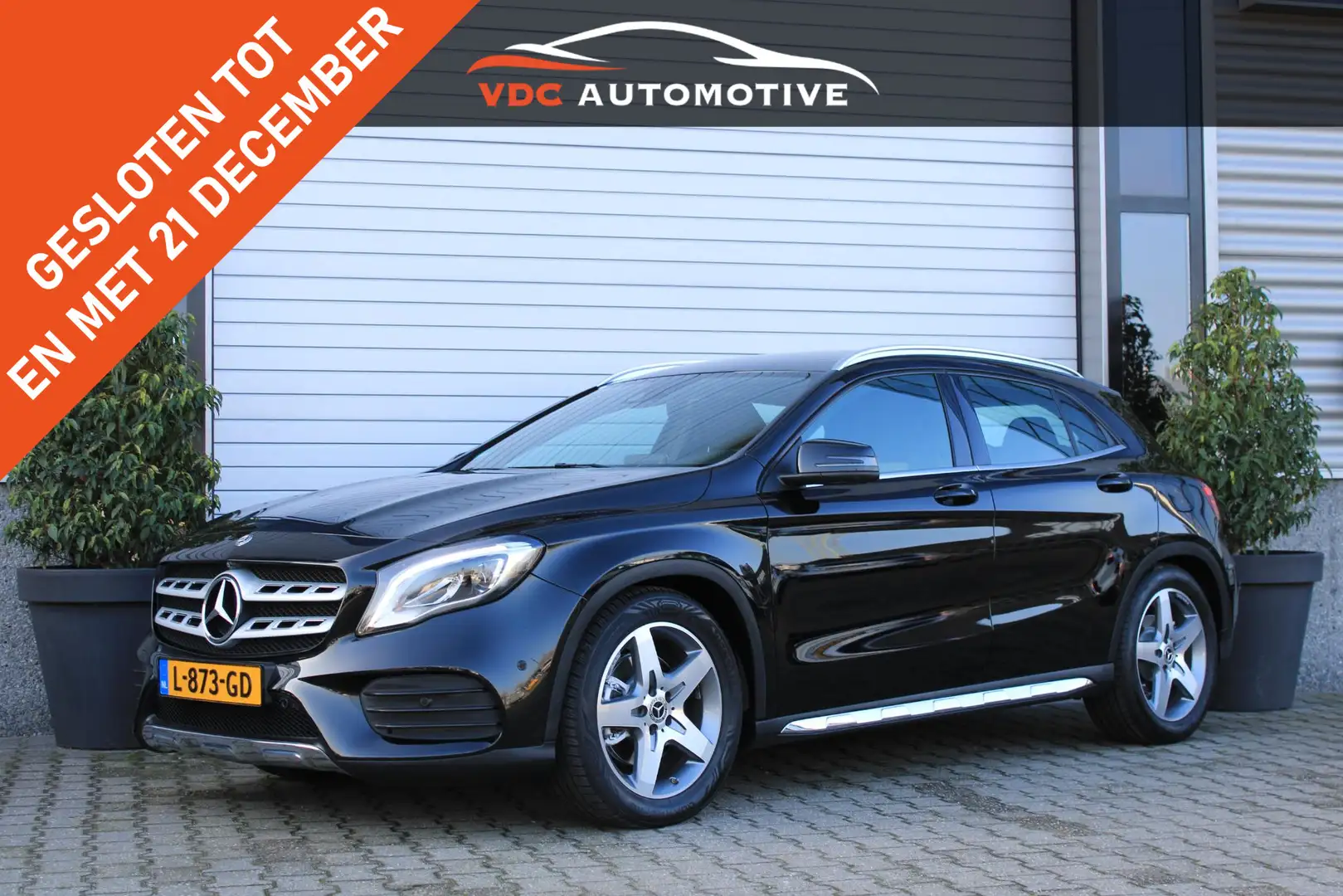 Mercedes-Benz GLA 250 AMG Trekhaak | Memory | Beige Leder | 360 Camera | Zwart - 1