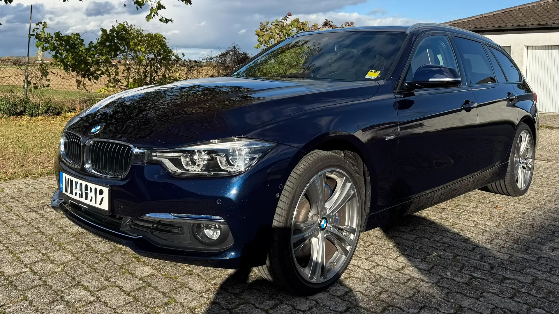 BMW 340 3er Touring 340i Touring xDrive Aut. Luxury Line Albastru - 1