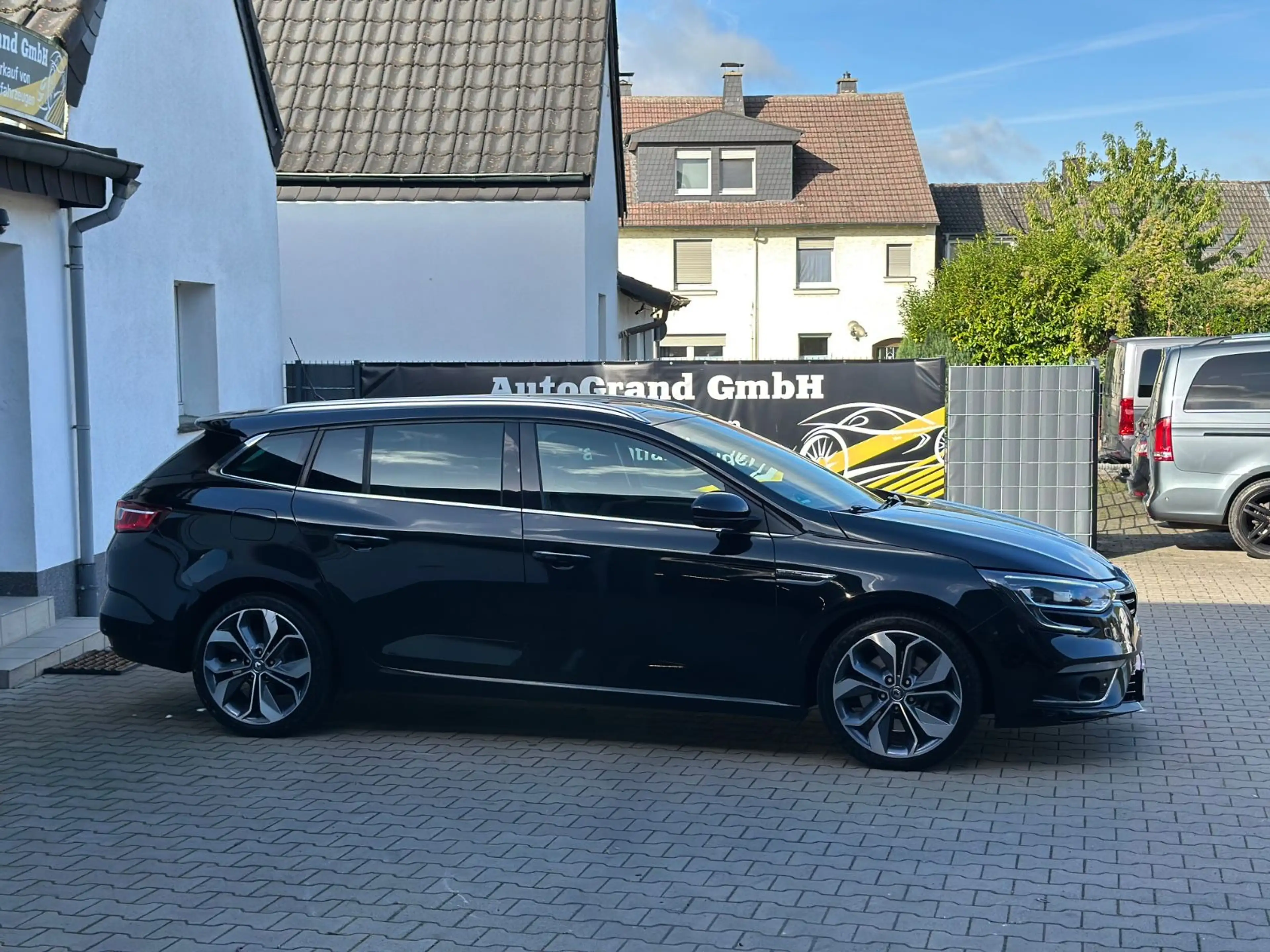 Renault Megane IV Grandtour BOSE-Edition*1HAND*LED*Assis — photo 5