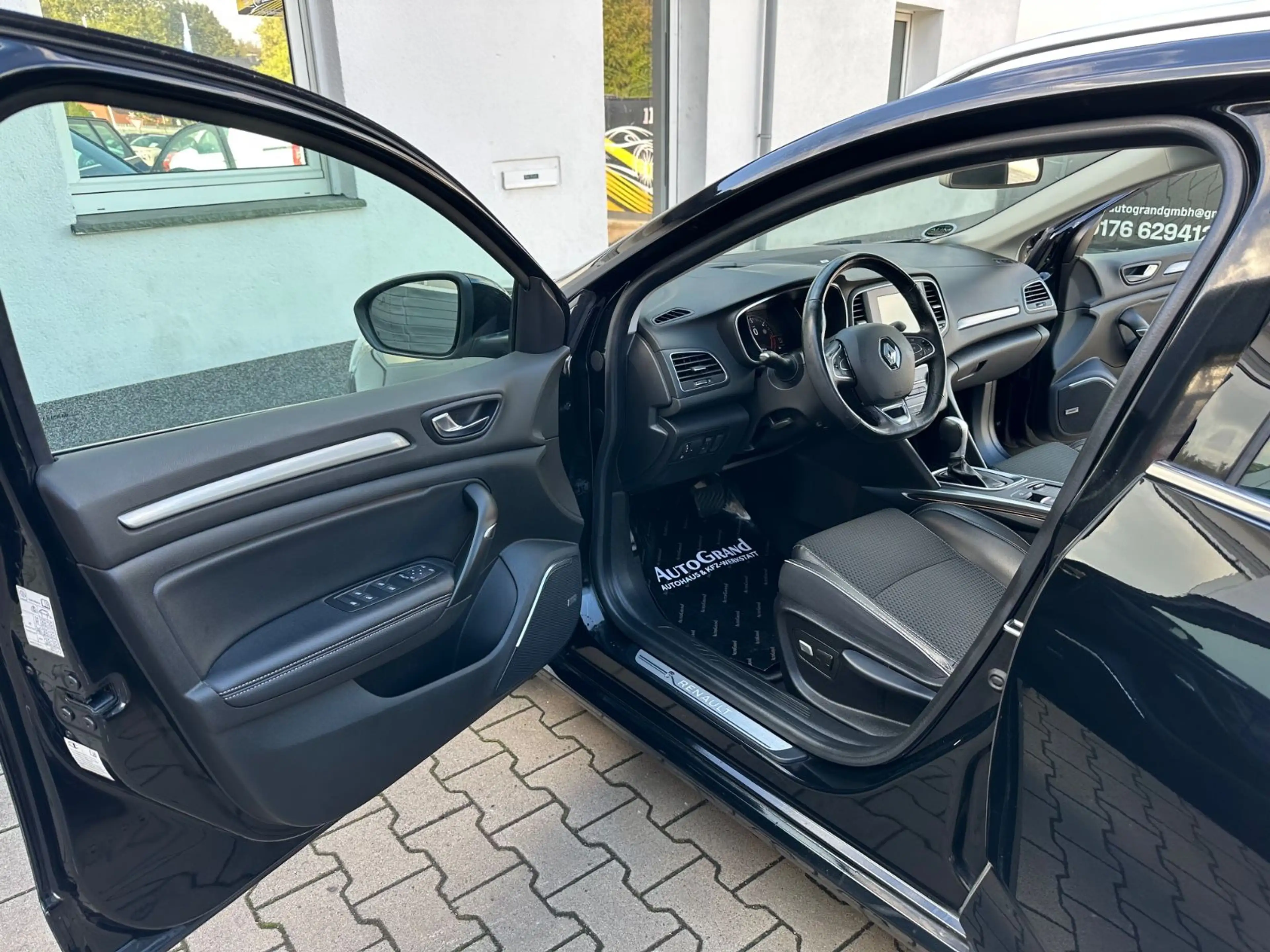 Renault Megane IV Grandtour BOSE-Edition*1HAND*LED*Assis — photo 10