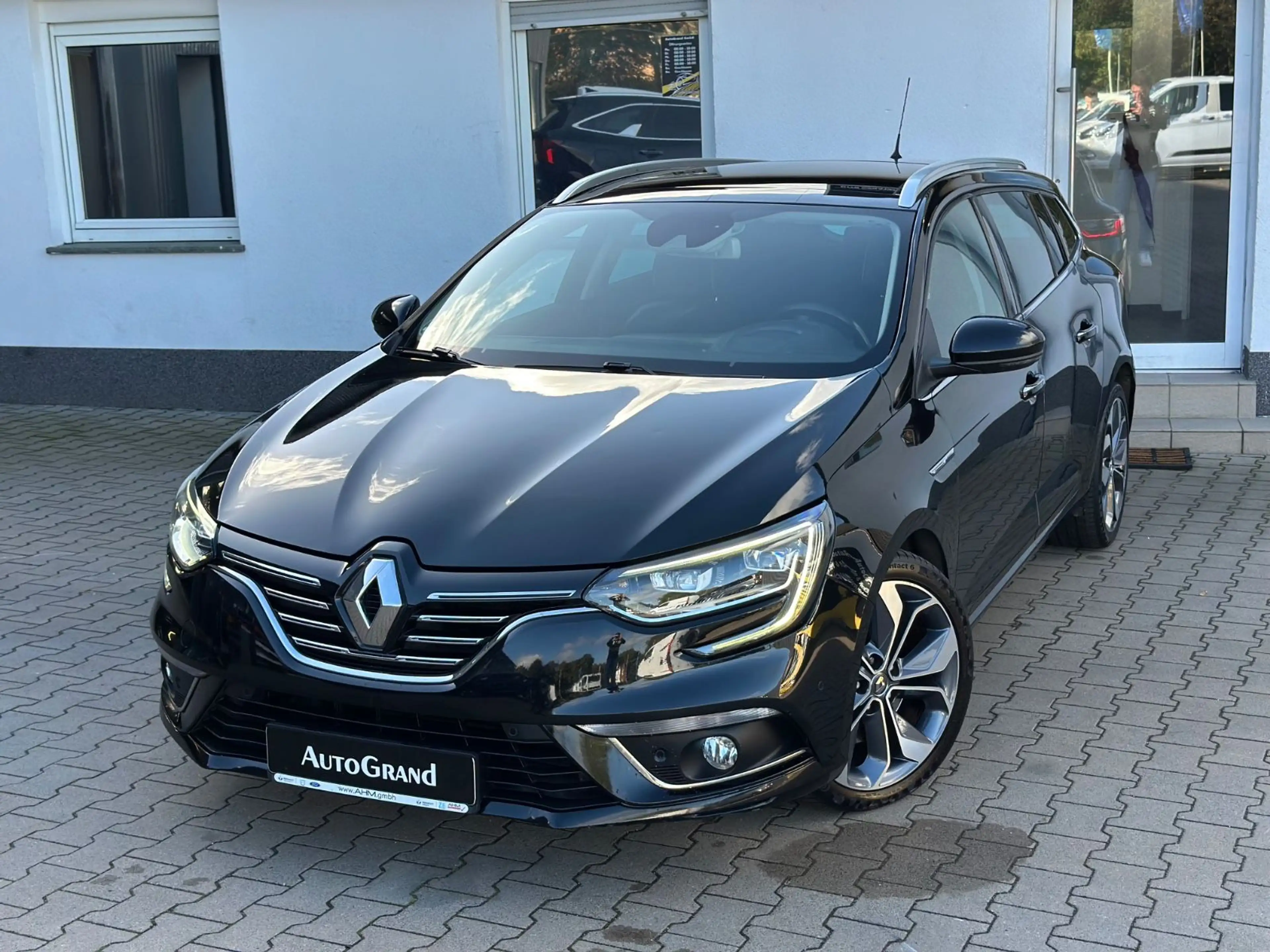 Renault Megane IV Grandtour BOSE-Edition*1HAND*LED*Assis — photo 7