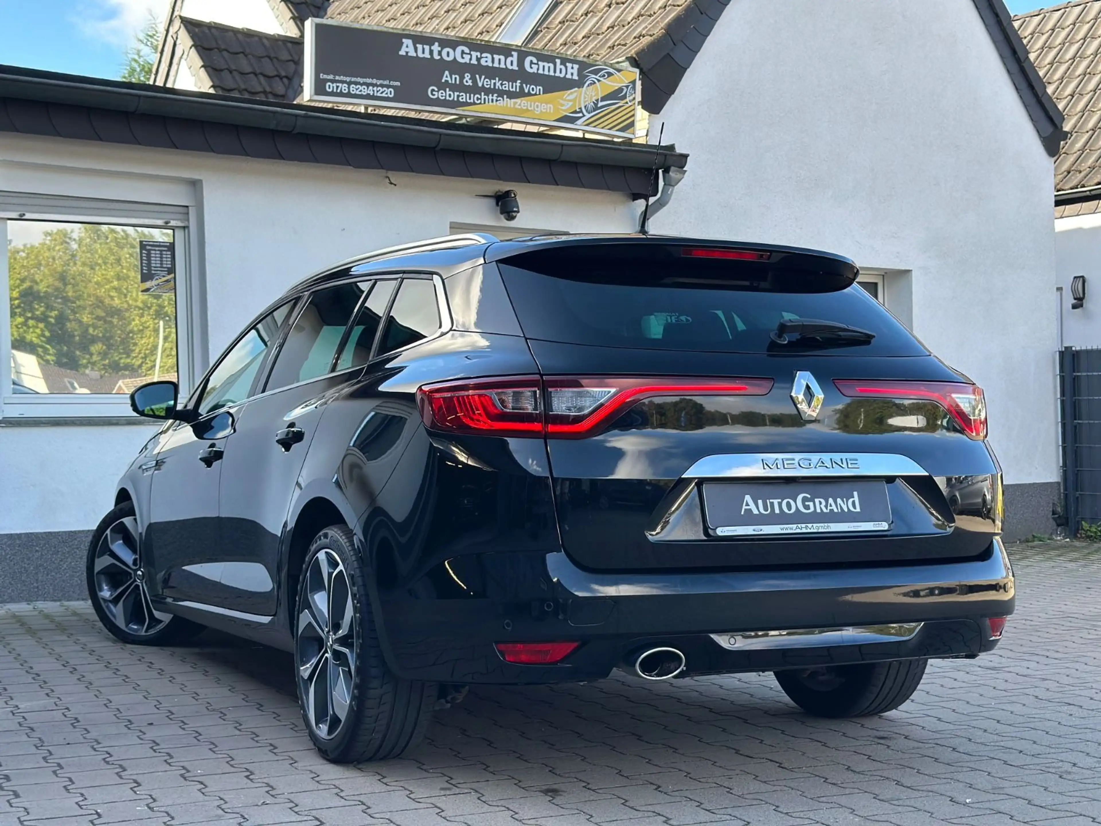 Renault Megane IV Grandtour BOSE-Edition*1HAND*LED*Assis — photo 3