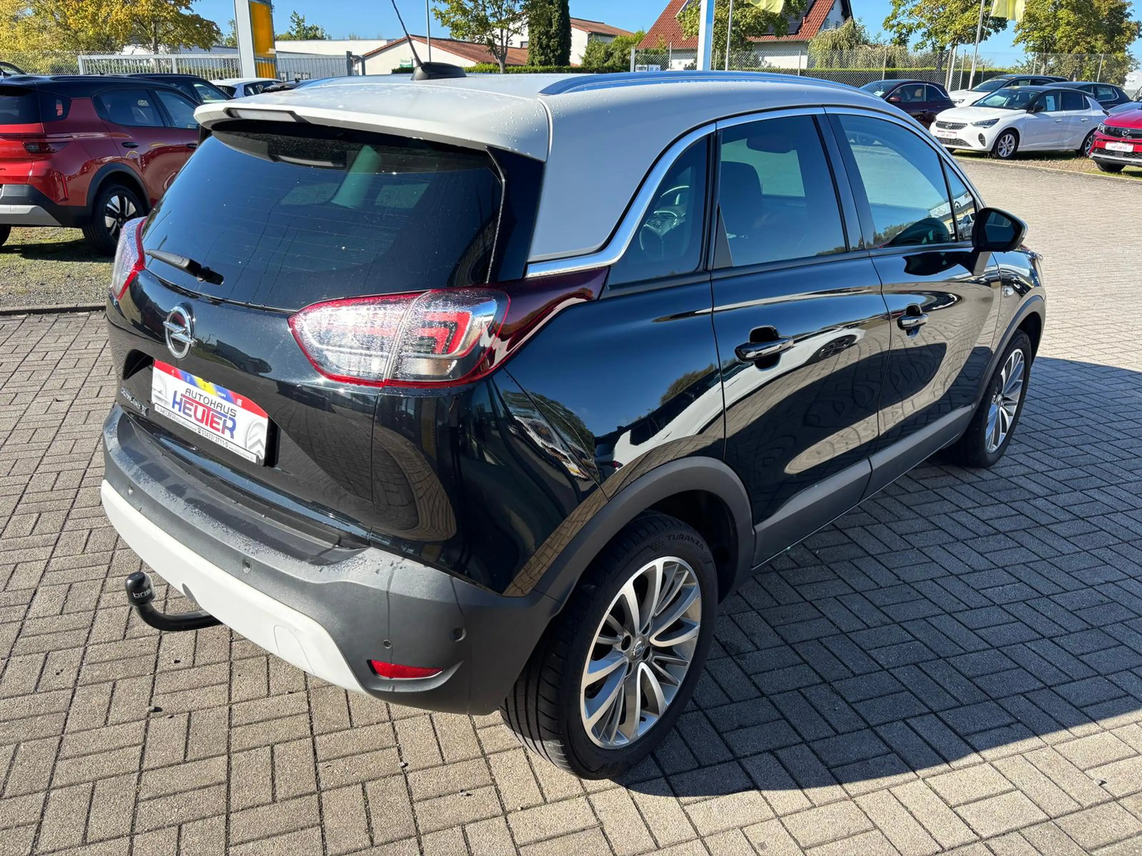 Opel Crossland Ultimate — photo 6