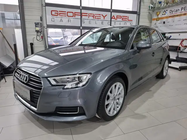 Audi A3 30 TFSI 116 SPORTBACK S-TRONIC DESIGN, CUIR, NAVI,
