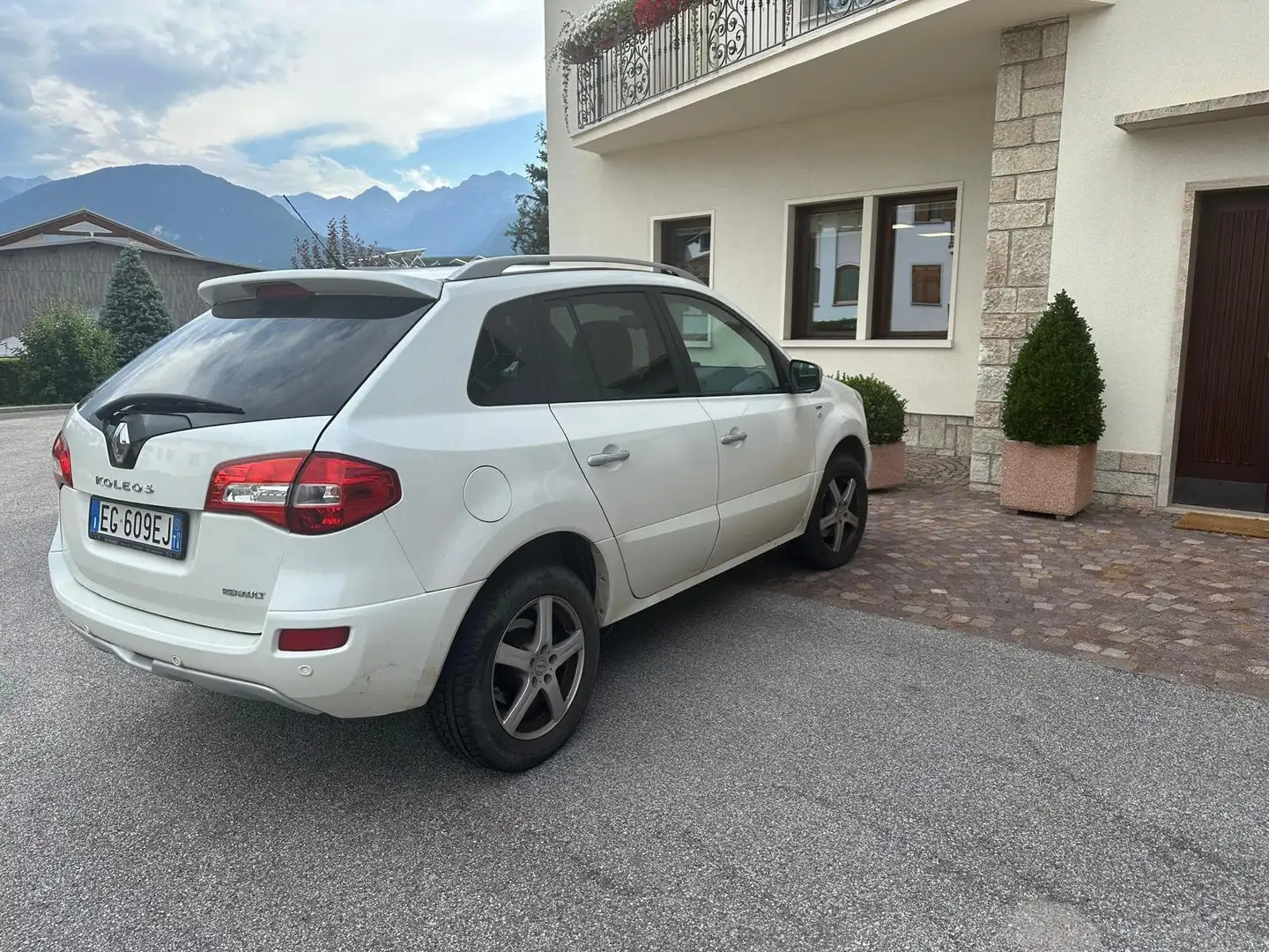 Renault Koleos Koleos 2.0 dci Bose 4x4 150cv E5 White - 2