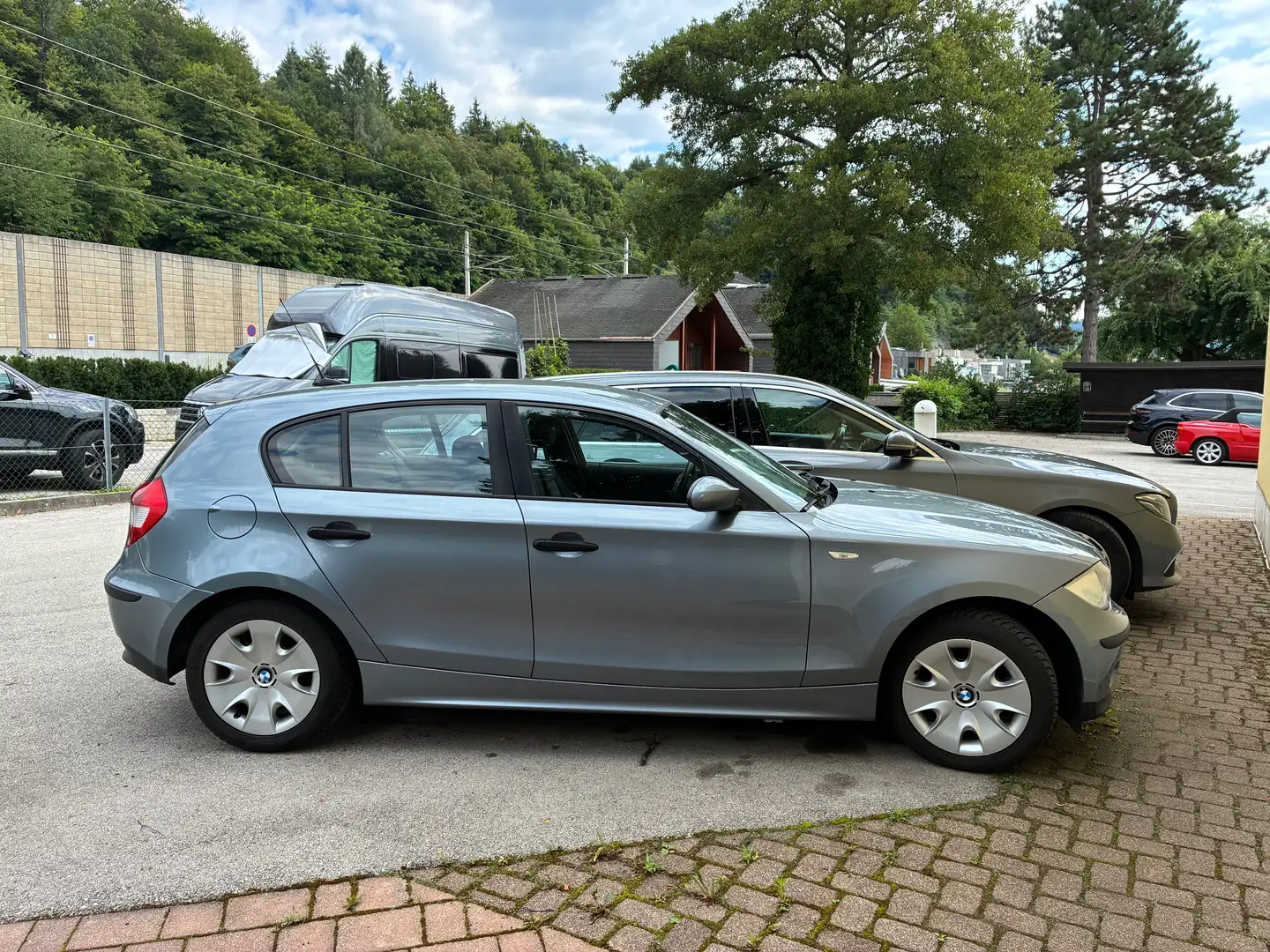 BMW 118 118d Österreich-Paket Österreich-Paket Grau - 1