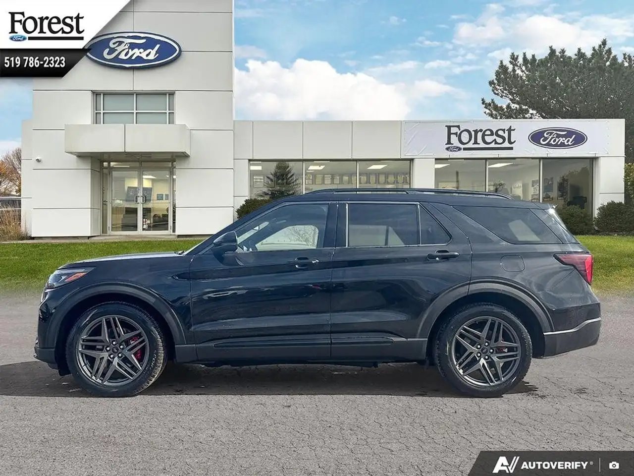 Ford Explorer снимка Ford Explorer